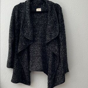 Wool Blend Women's charcoal Open  Front sweater jacket.
Sz 12
CozyRelaxed fit